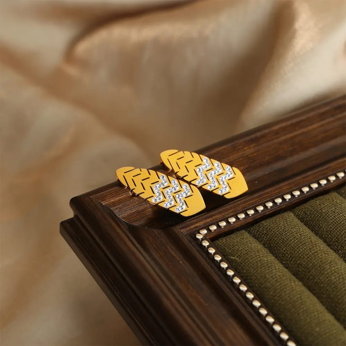 Luxe 18k Gold PVD Plating Earrings