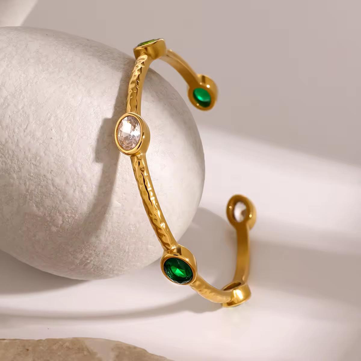 18K Gold Green Stone Cuff Bracelet