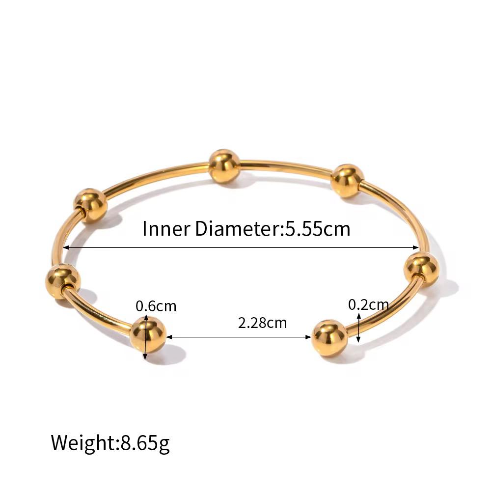 18k Gold Bangle Bracelet