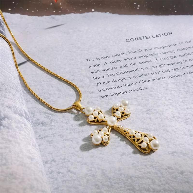 Pearl Cross Pendant Chain Necklace