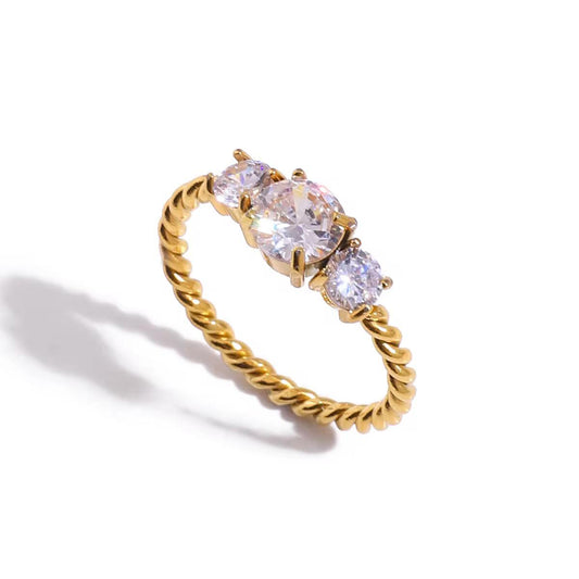 Solitaire Gold Finger Ring