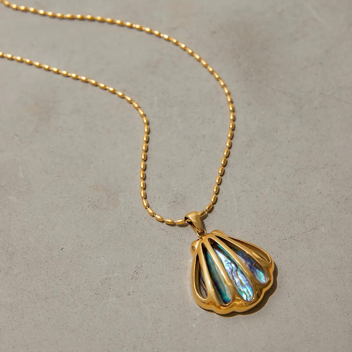 Blue Stone Shell Necklace