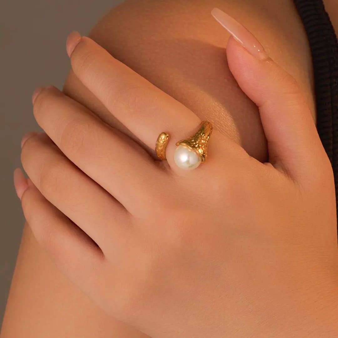 Twisted Pearl Ring