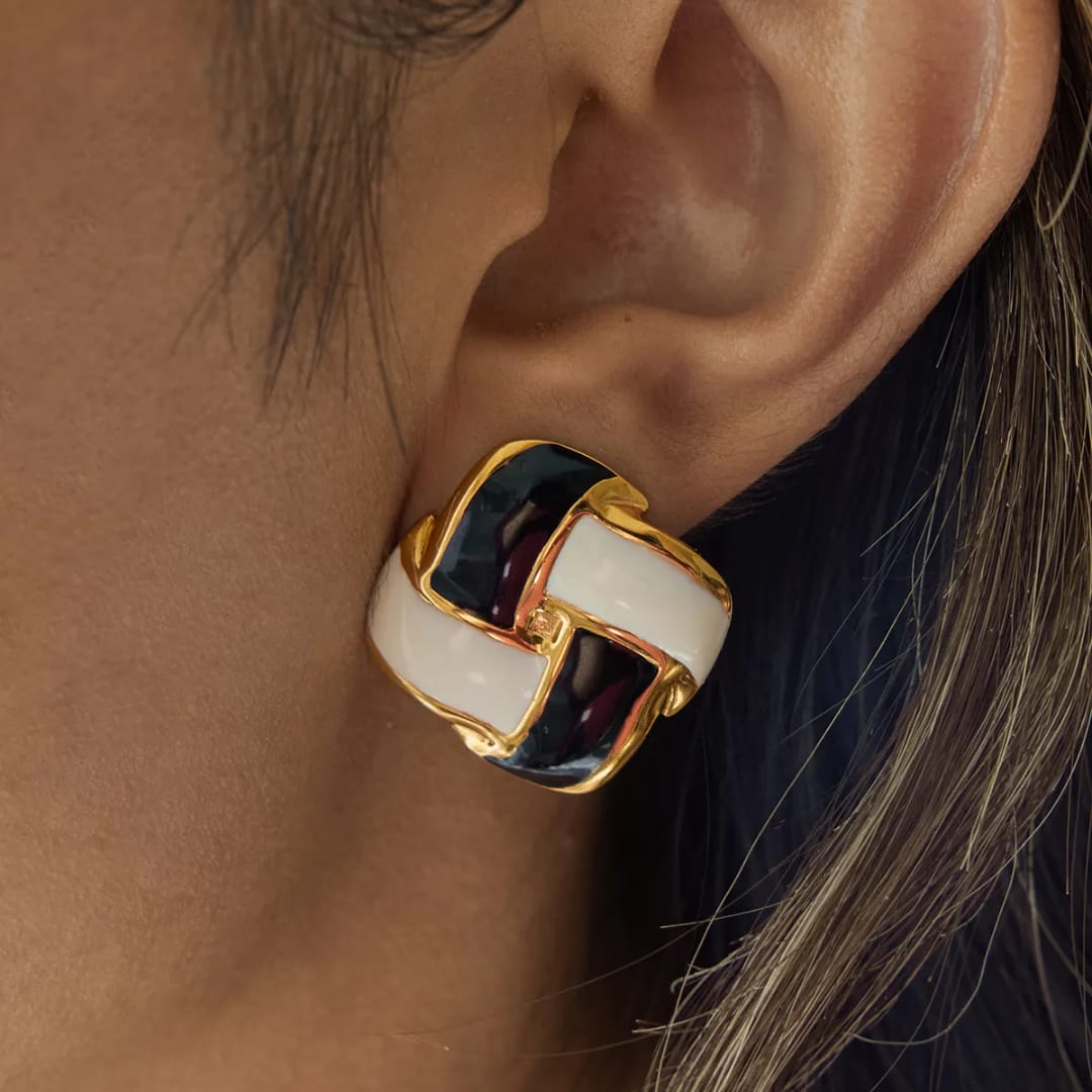 Black & White Studs Earring