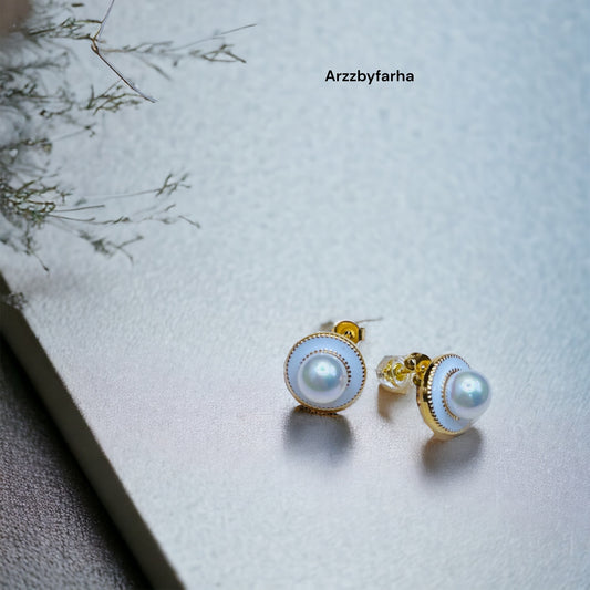 Luxe Pearl Studs Earrings