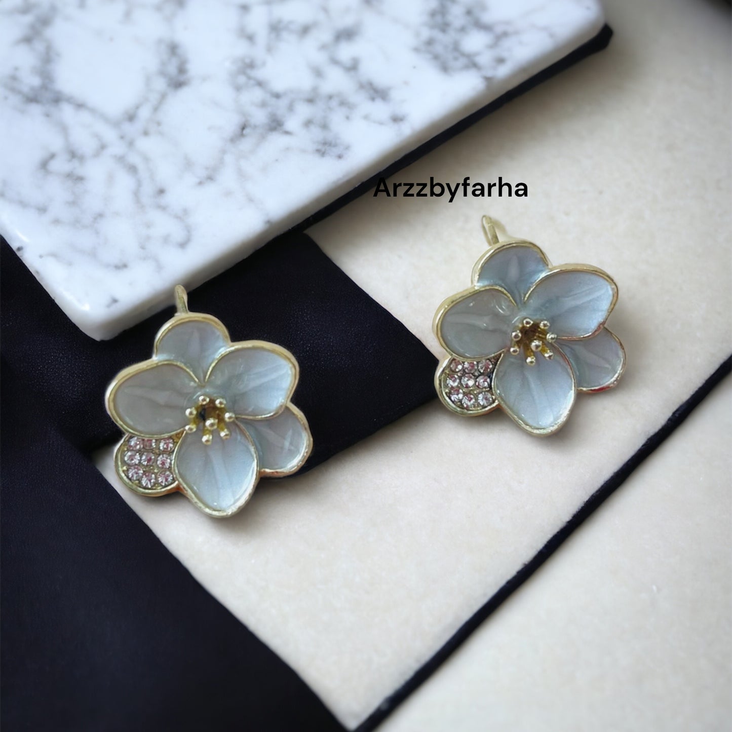 White Flower Studs Earring