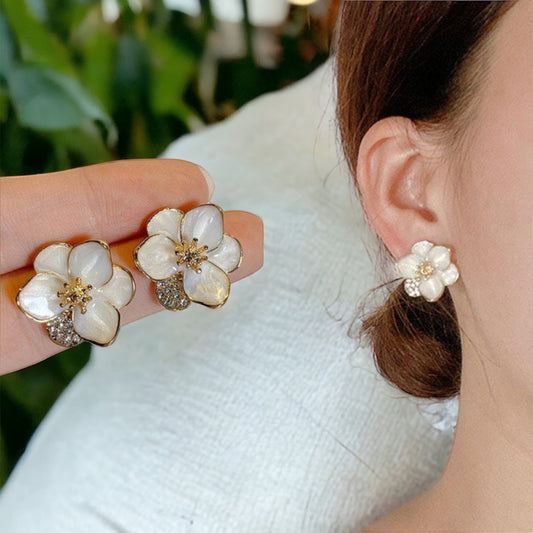 White Flower Studs Earring