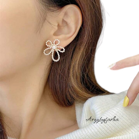 European American Flower Studs Earring