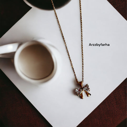 Luxe Bow Pendant Chain