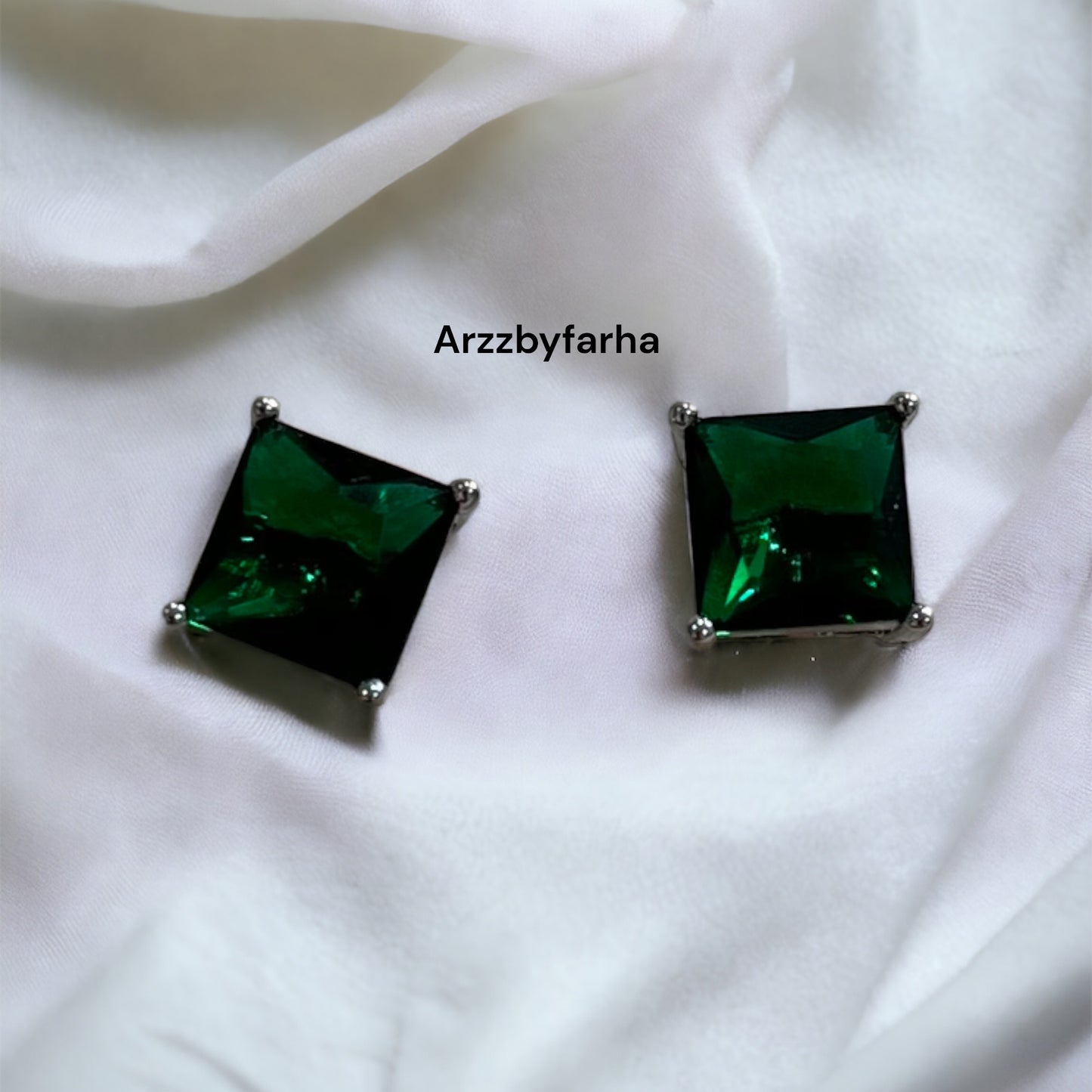 Green Stone Studs Earring