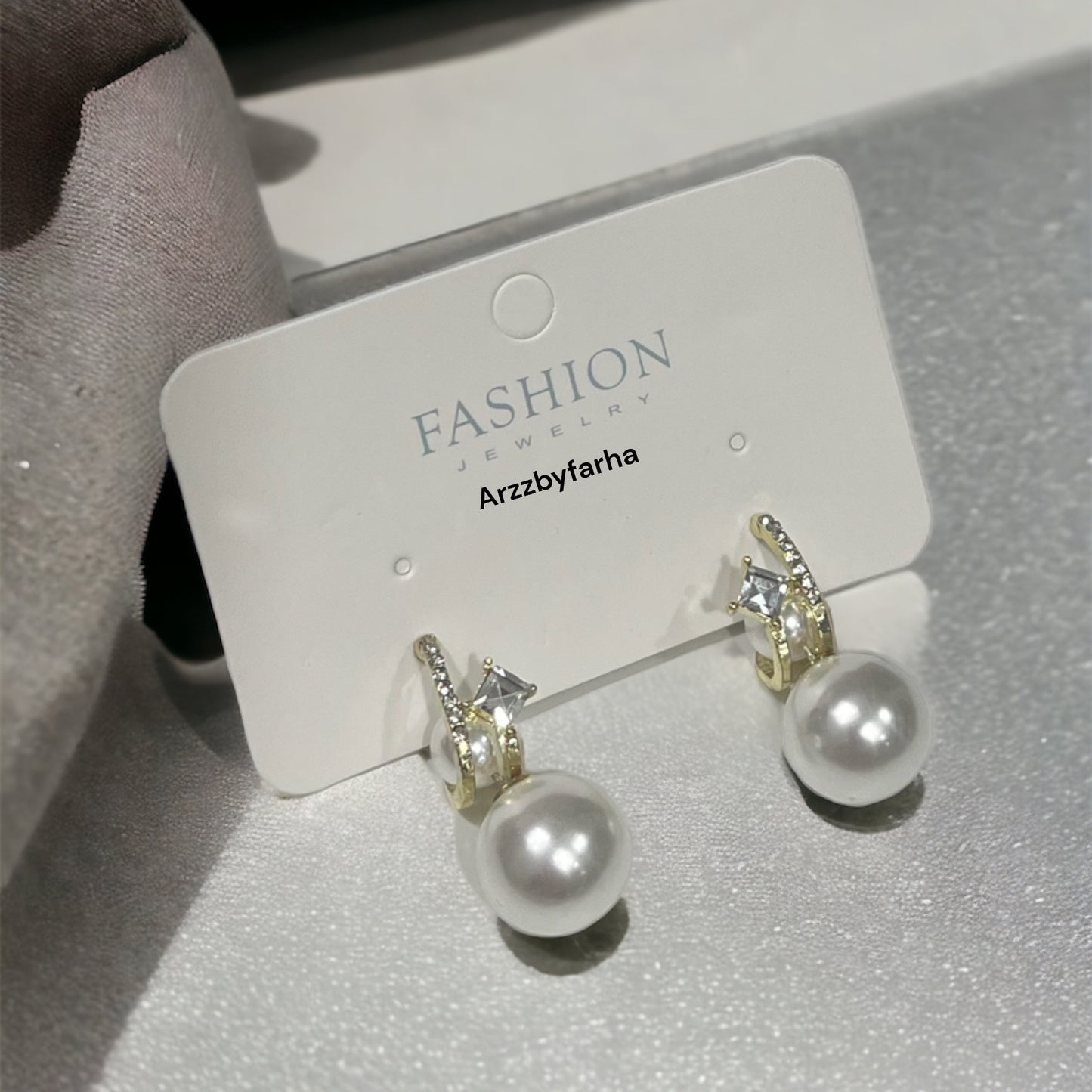 Pearl Drop Stud Earring
