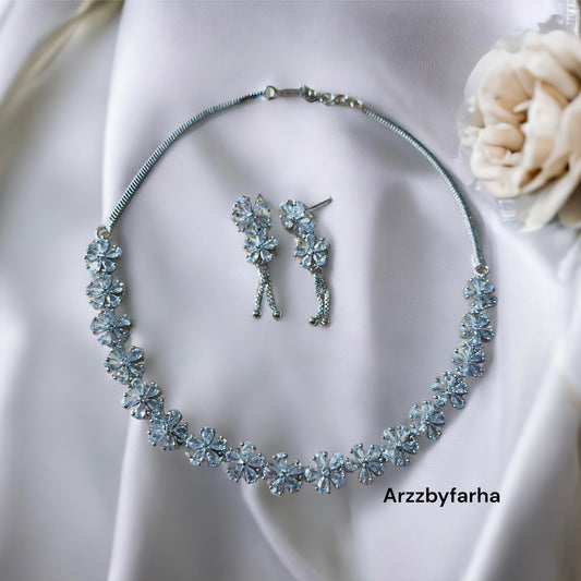 White AD Zircon Necklace Set