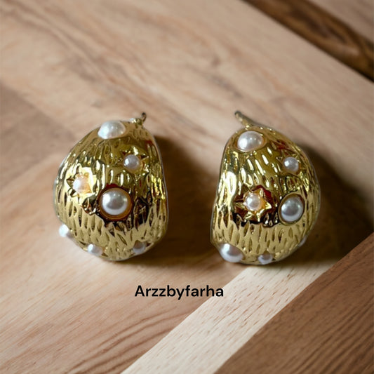 Textured Pearl Studded Studs Earrings