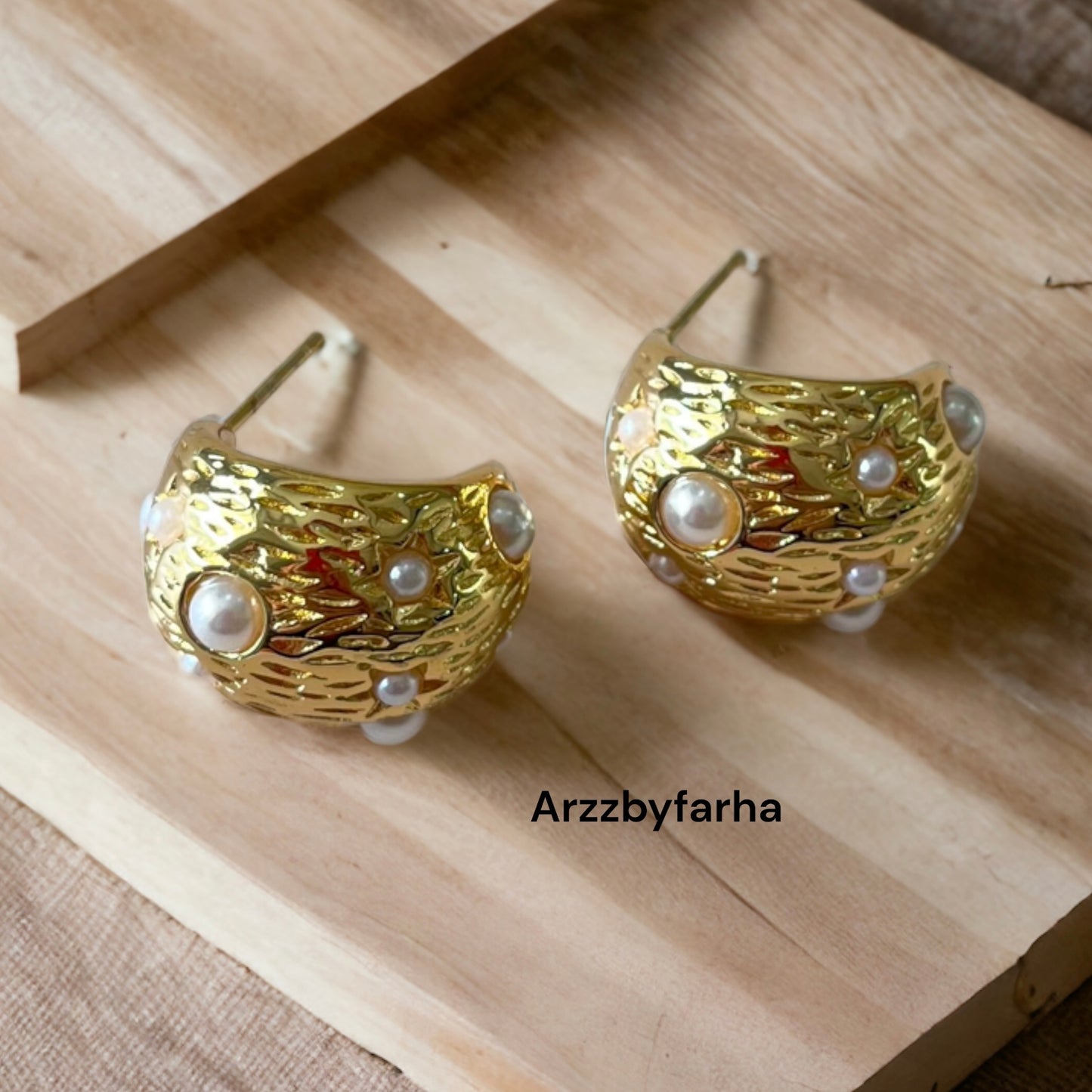 Textured Pearl Studded Studs Earrings