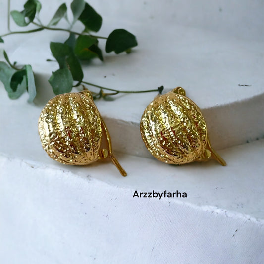 Textured Gold Small Earrings