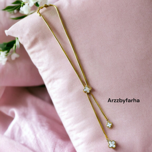 Clover Pendant Chain