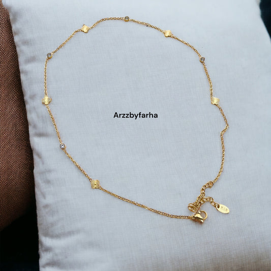 Sequence Clover Gold Chain