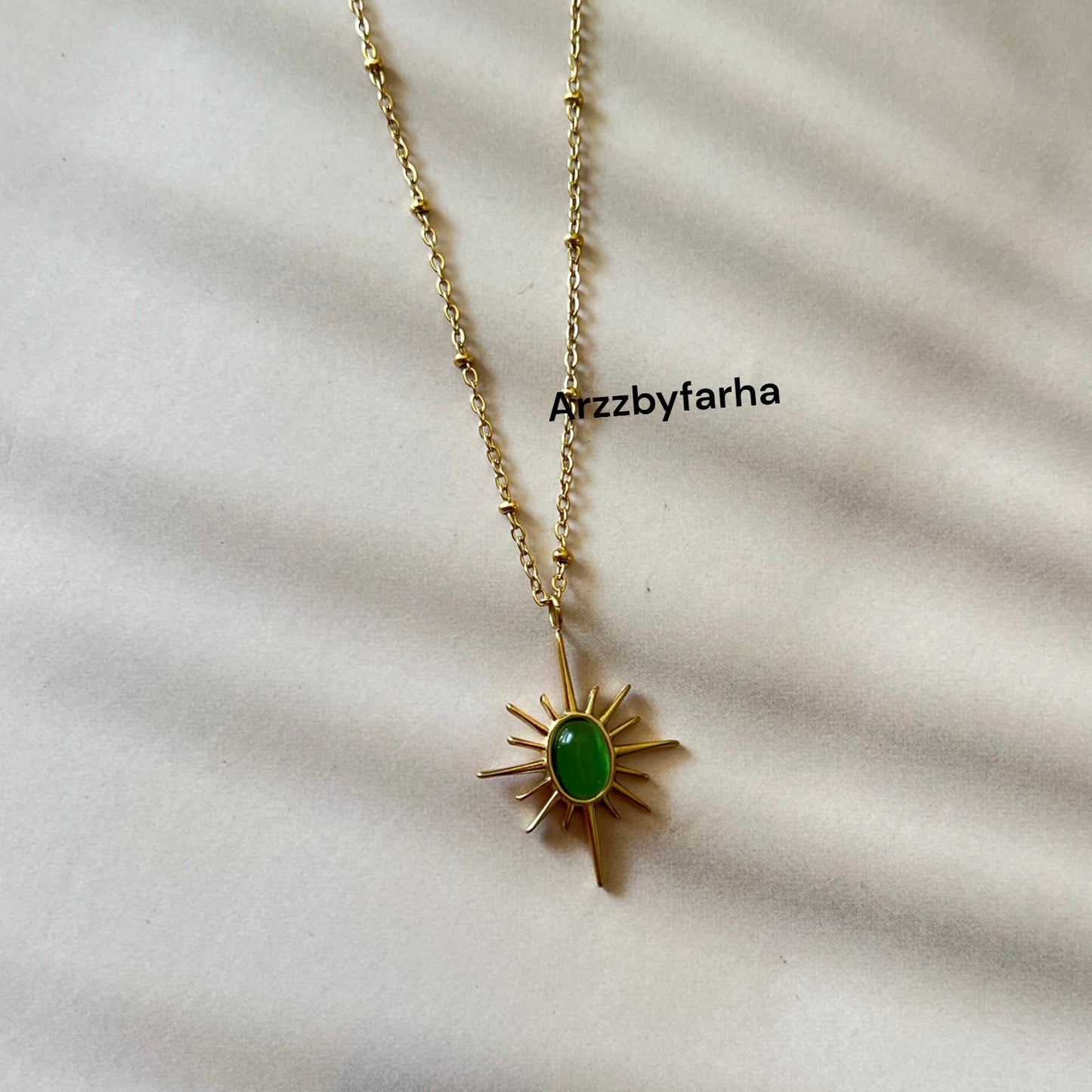 Green Stone Sunshine Pendant Chain