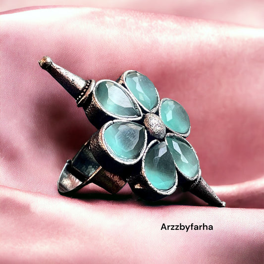 Sea Green Flower Finger Ring