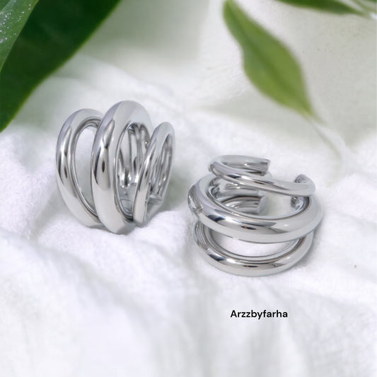 Single Luxe Silver Ear Cuffs