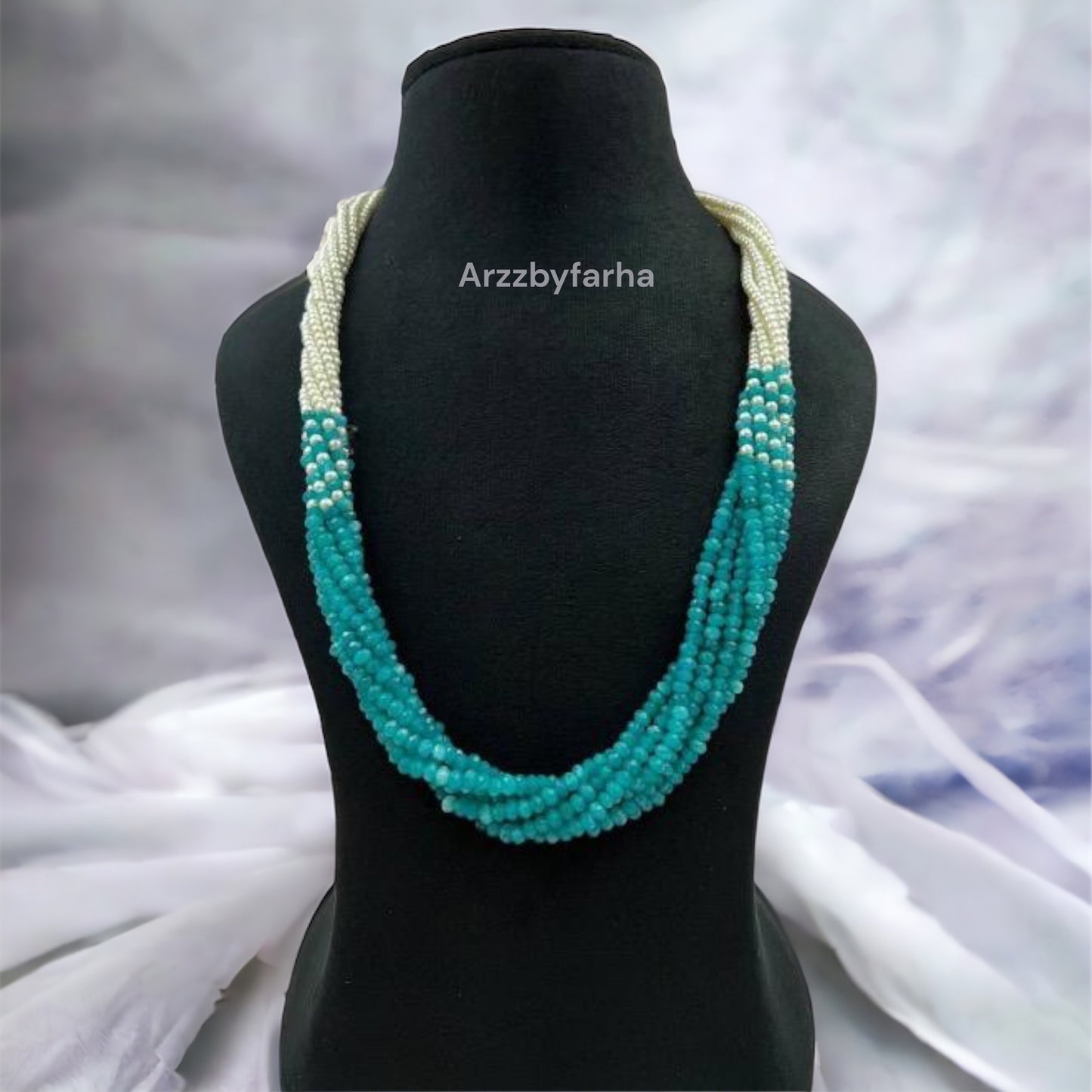 Multilayered Beads & Pearl Short Necklace