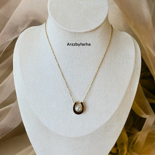 U Shaped Pendant Necklace