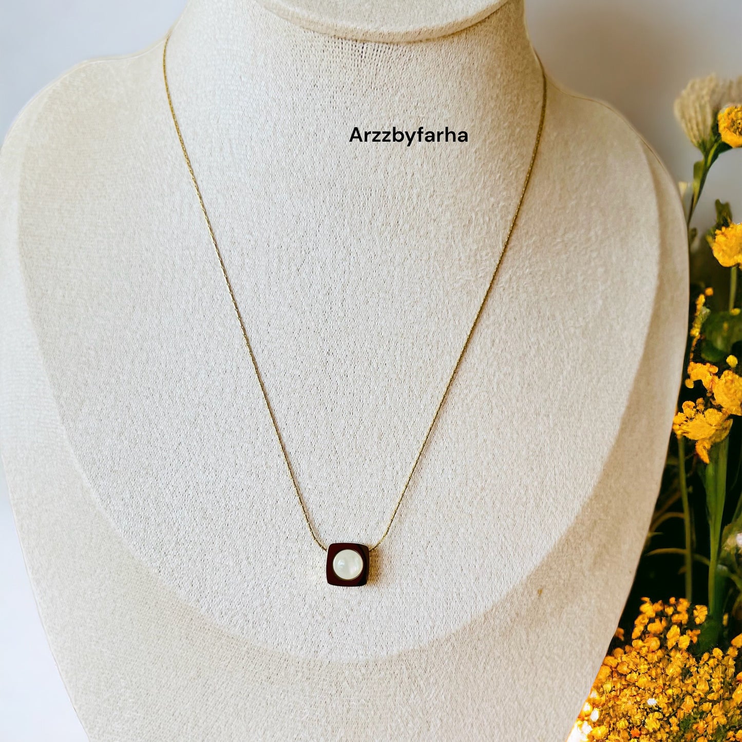 Square Pearl Pendant Necklace