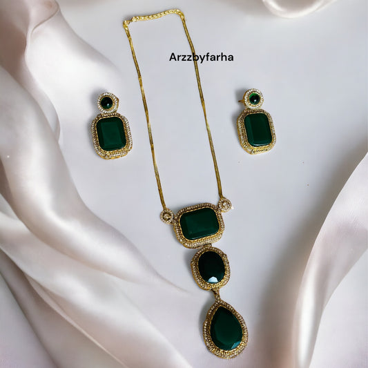 Emerald Green Pendant Set
