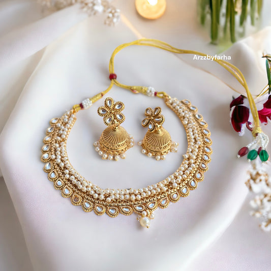 Sleek Gold Pearl Choker Necklace Set