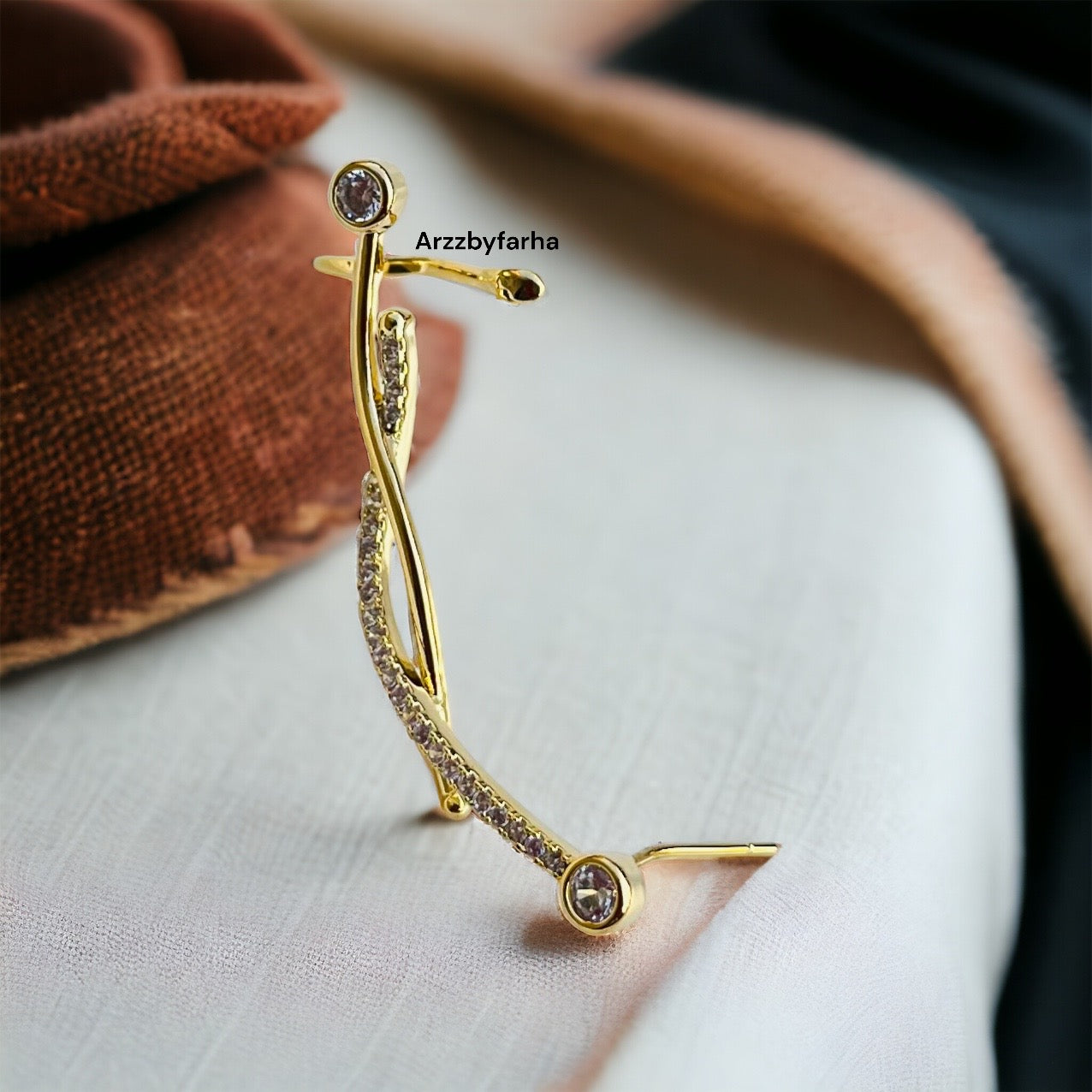 Machine Fitted AD Single Ear Cuff