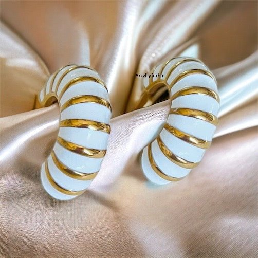 White Gold Line Twisted Hoop Earring