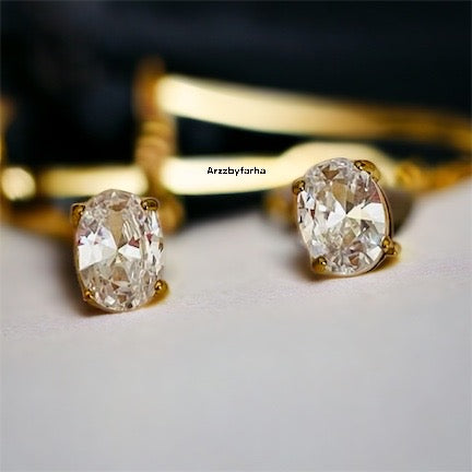 Crystal Oval Shape Studs Earring