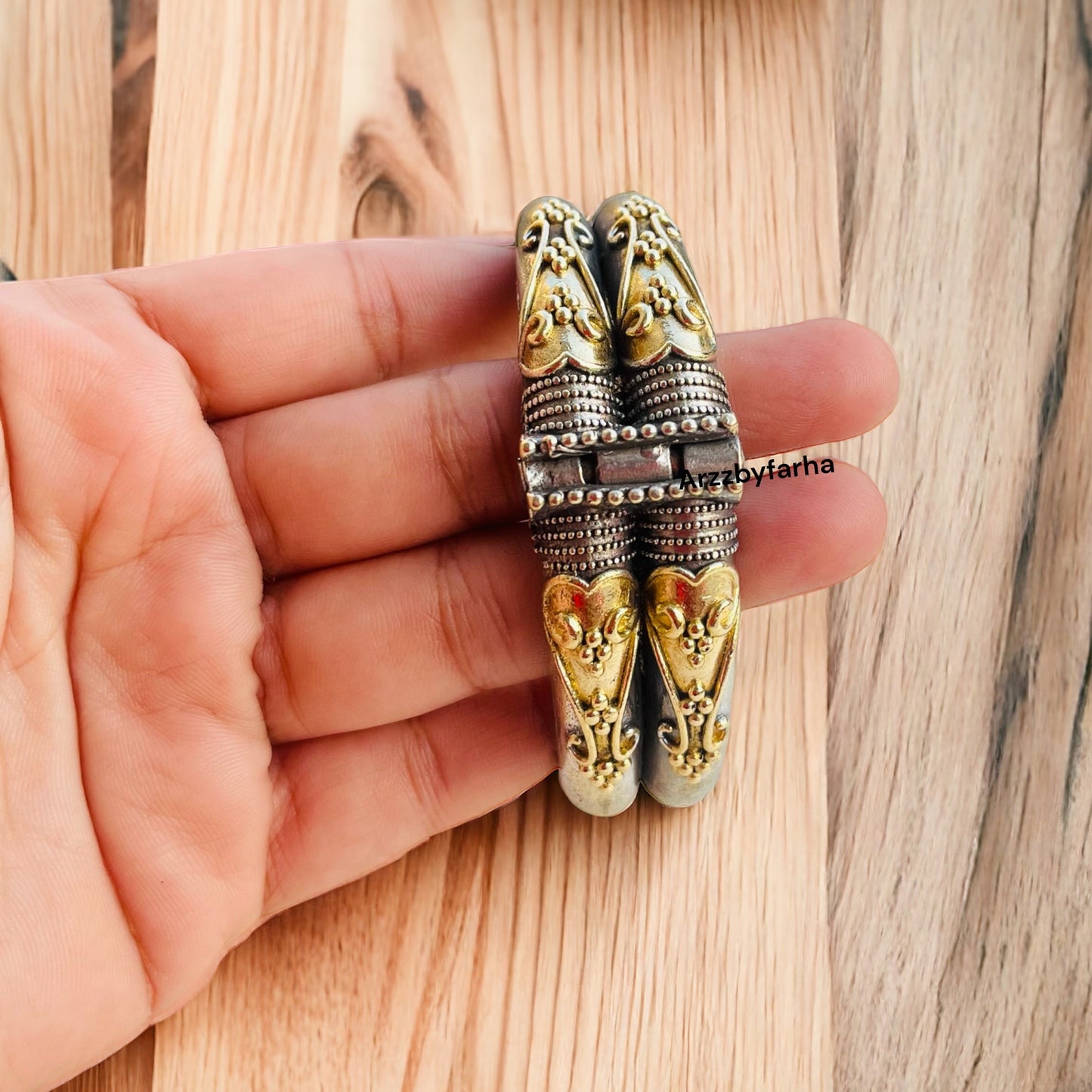 Dual Tone Screwable Bangle