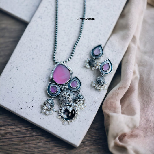 Pink Monalisa Stone Necklace Set