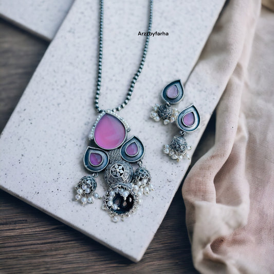 Pink Monalisa Stone Necklace Set