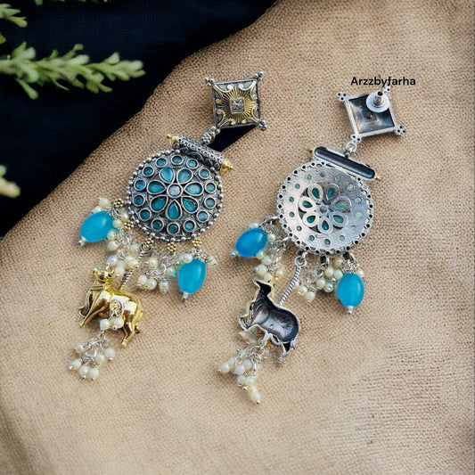 Dual Tone Nandi Earrings