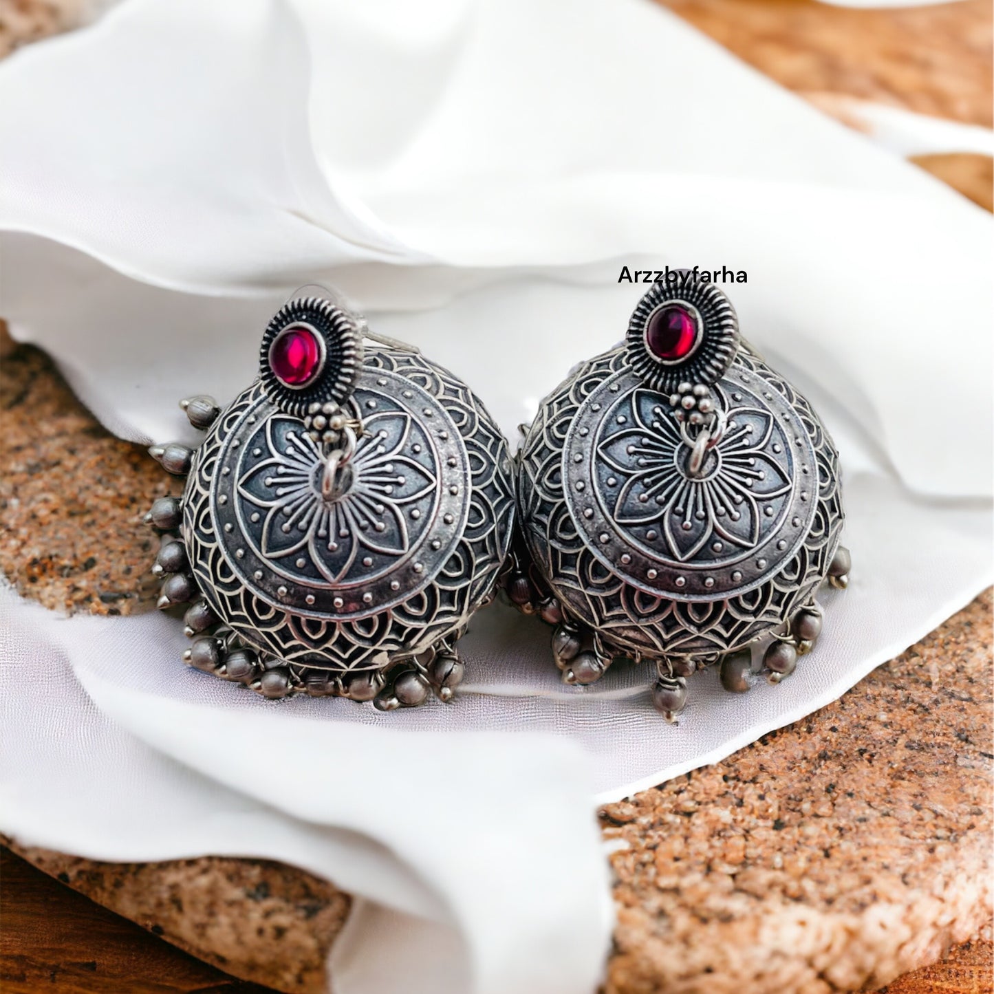 Small Jhumki Earring