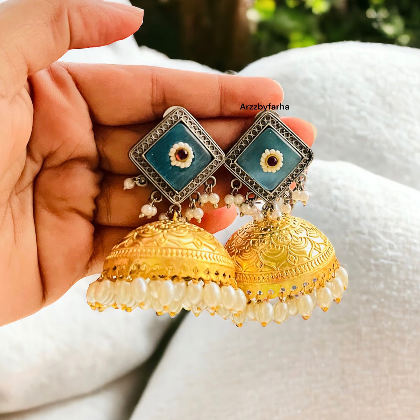 Gold Brass Blue Jhumki Earring