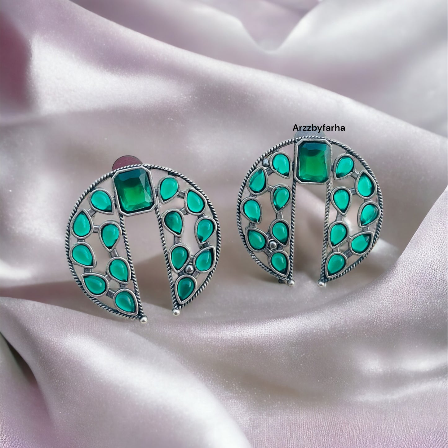 Green Stone Studs Earring