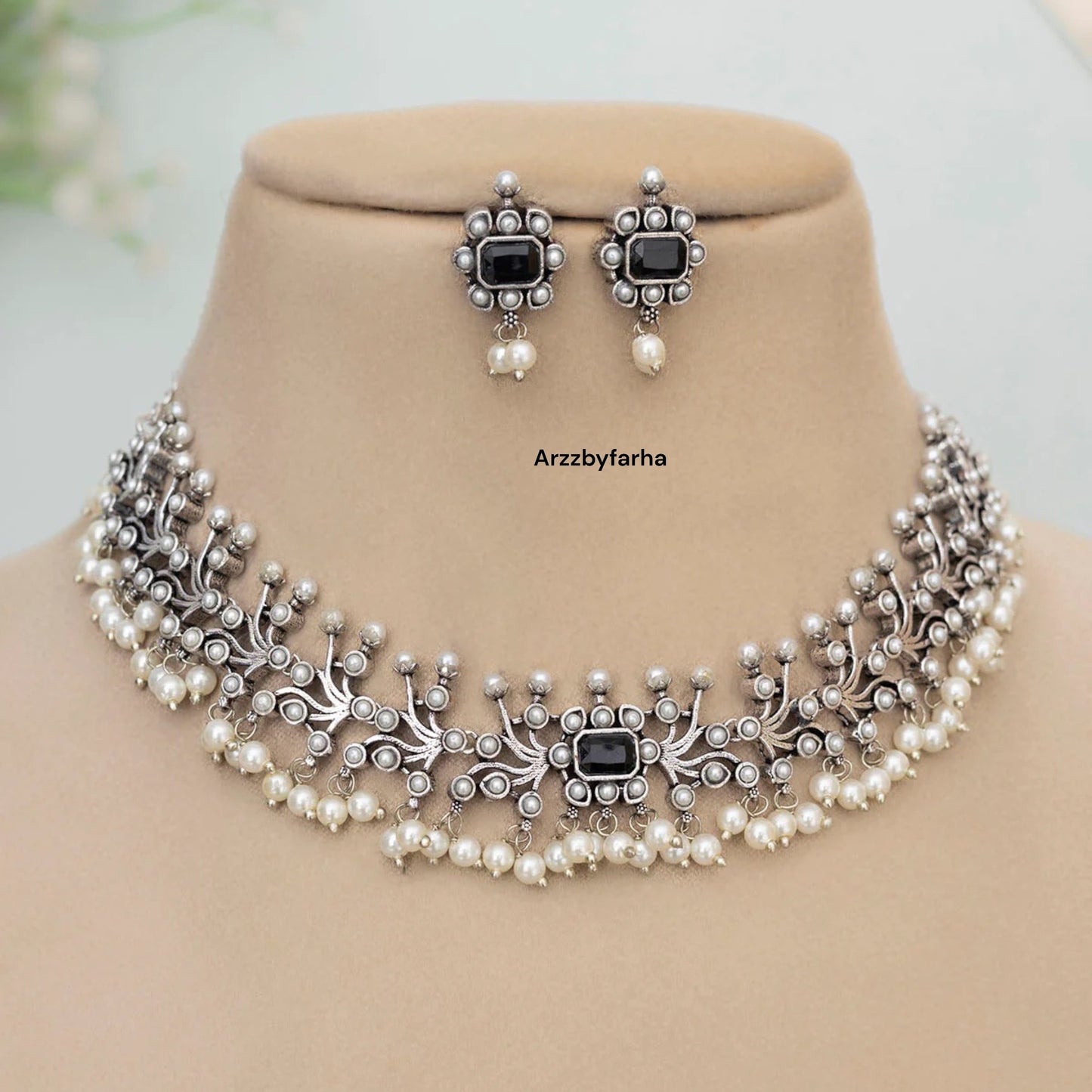 Black Stone Necklace Set