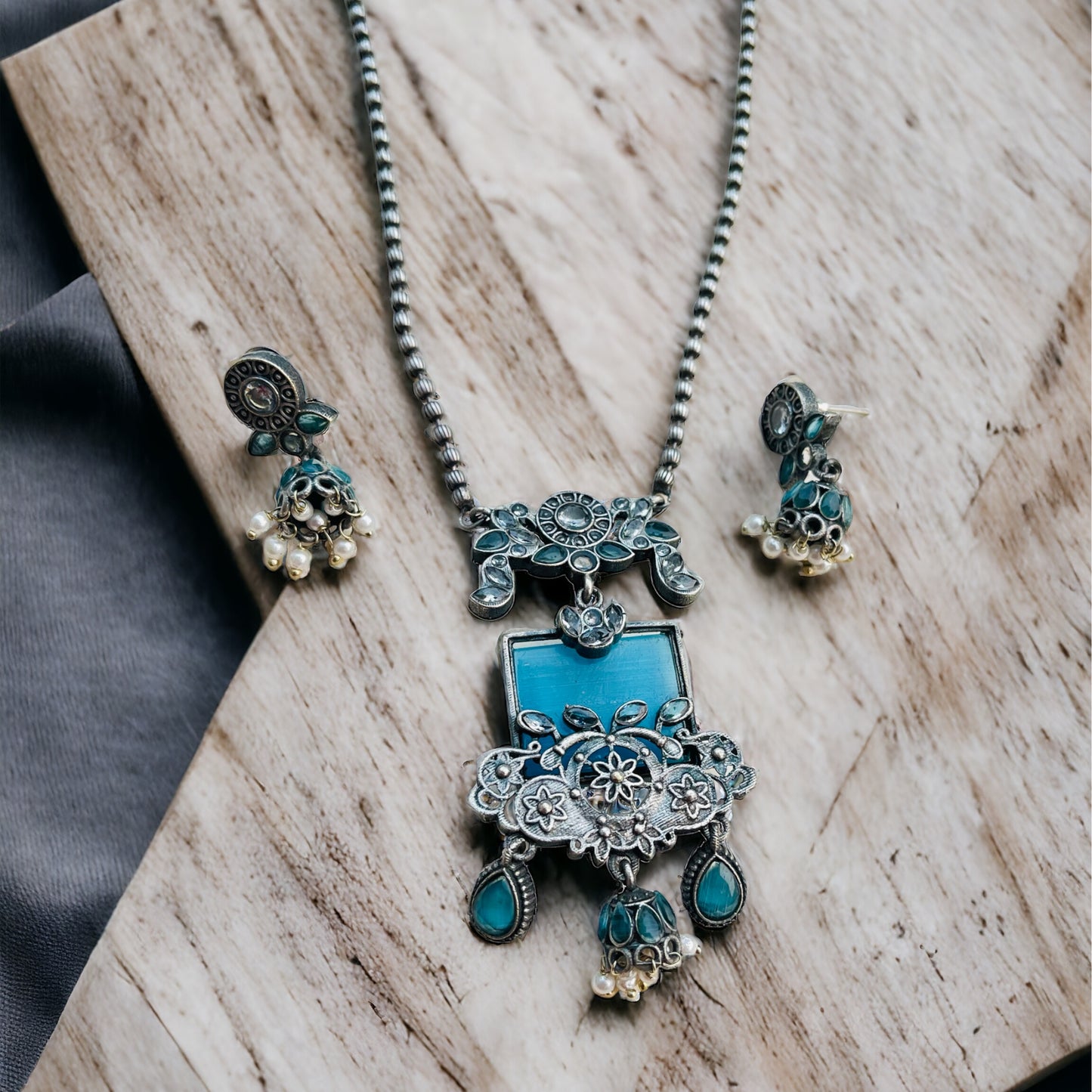 Dual Tone Blue Necklace Set