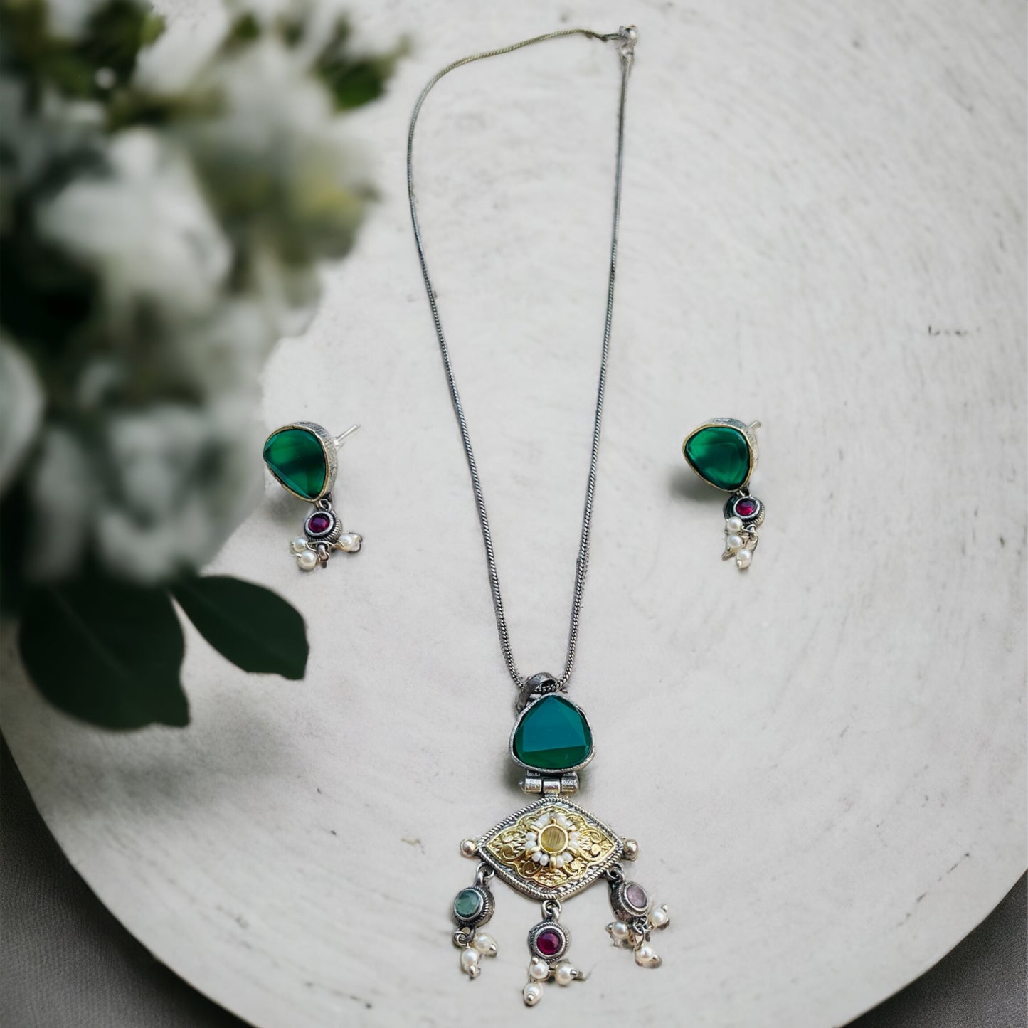 Dual Tone Fusion Sleek Necklace Set