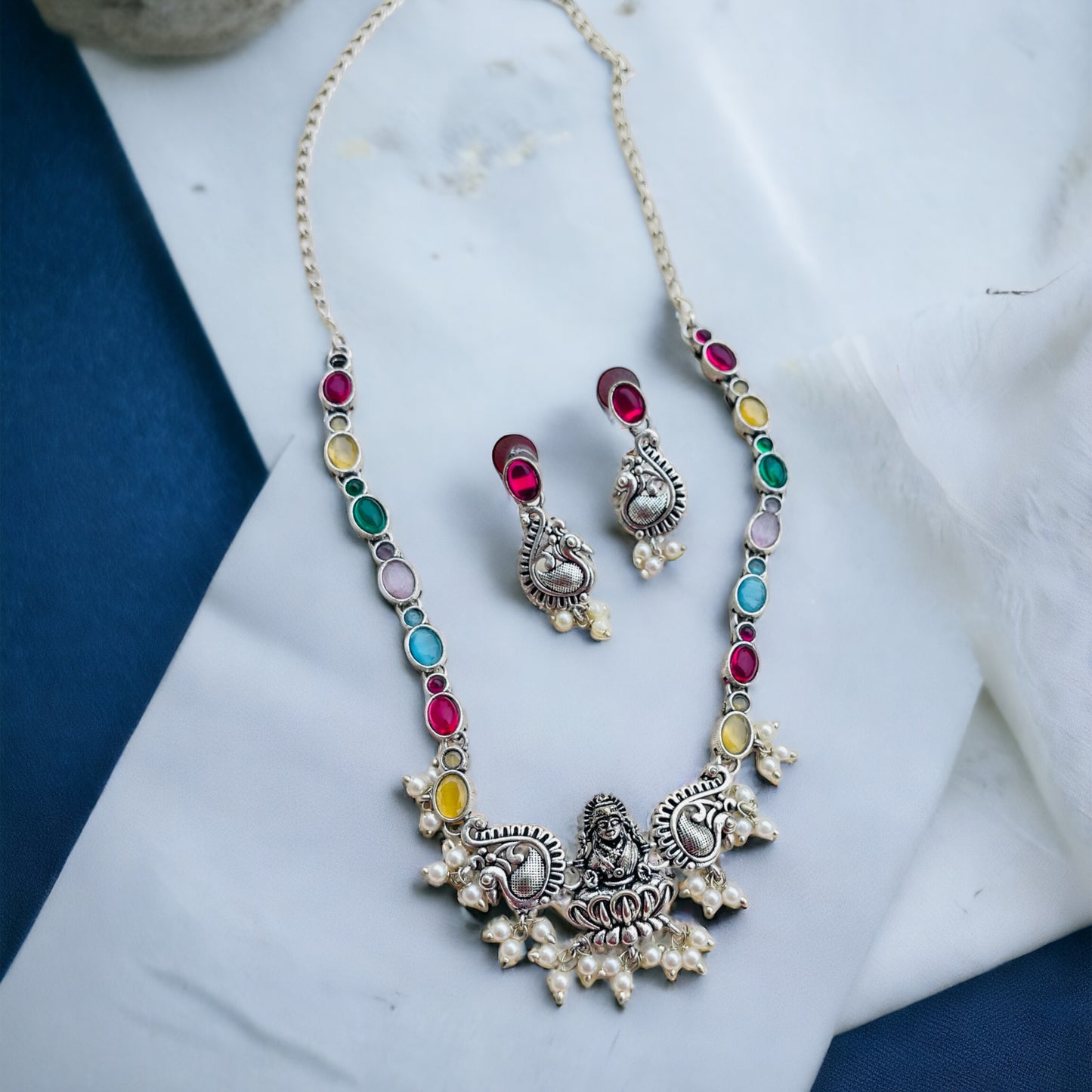 Multicolor Temple Necklace Set