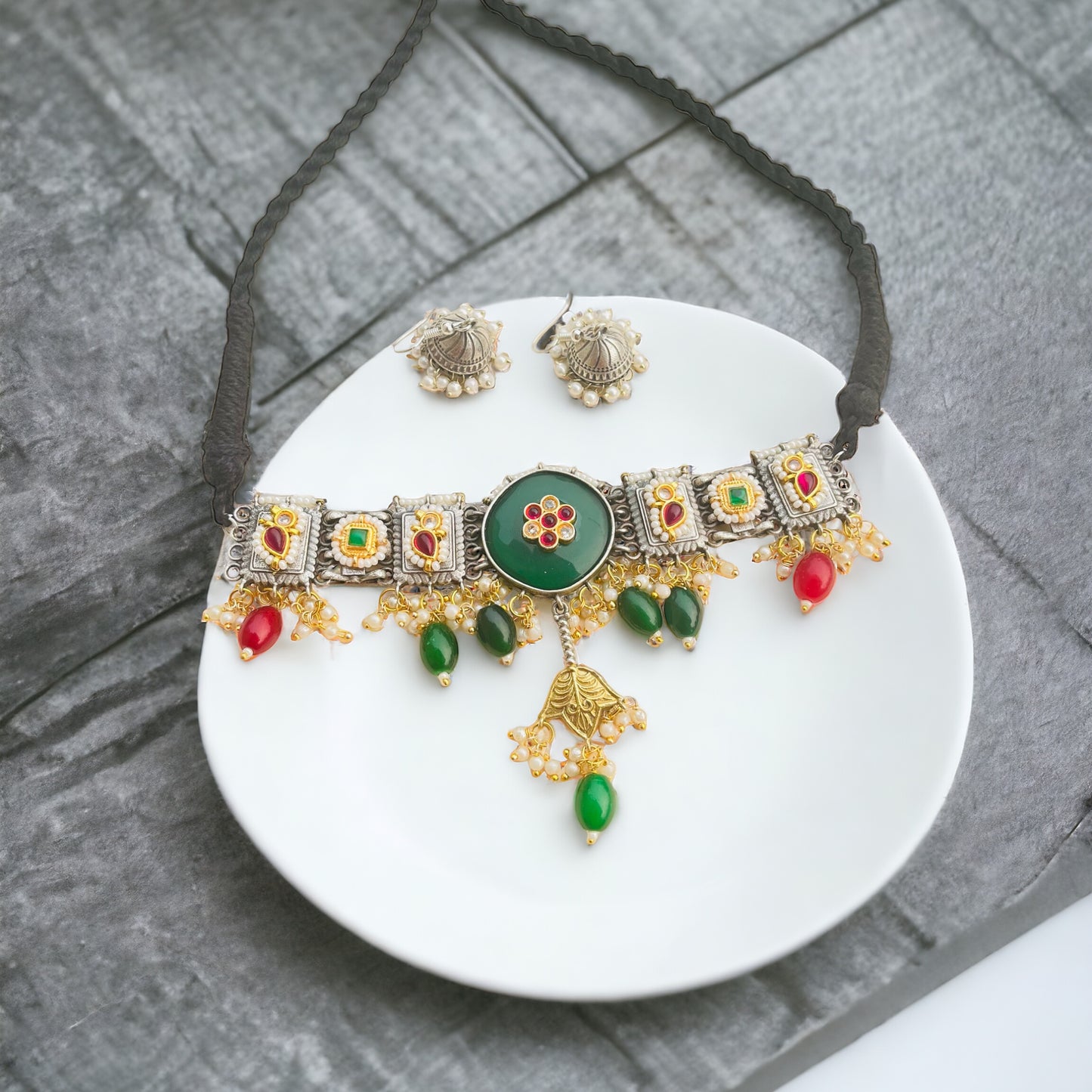 Green & Red Drop Necklace Set