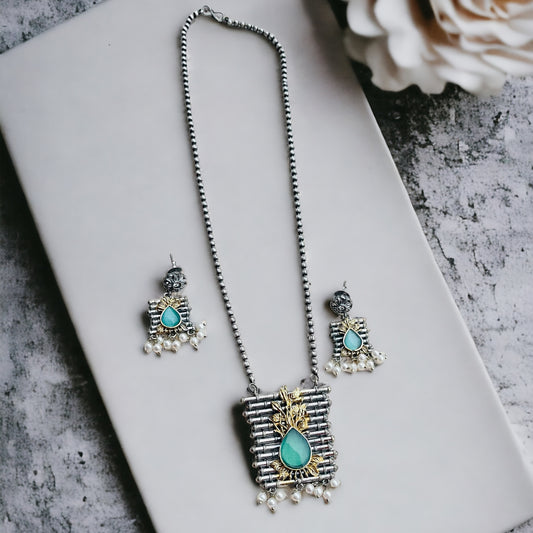 Dual Tone Pendant  Necklace Set