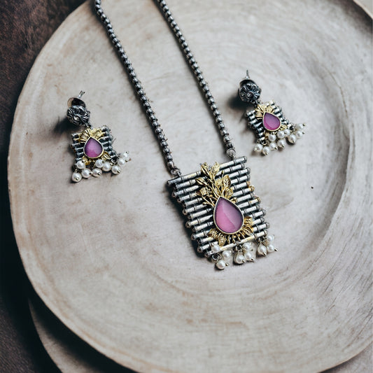 Dual Tone Pendant  Necklace Set