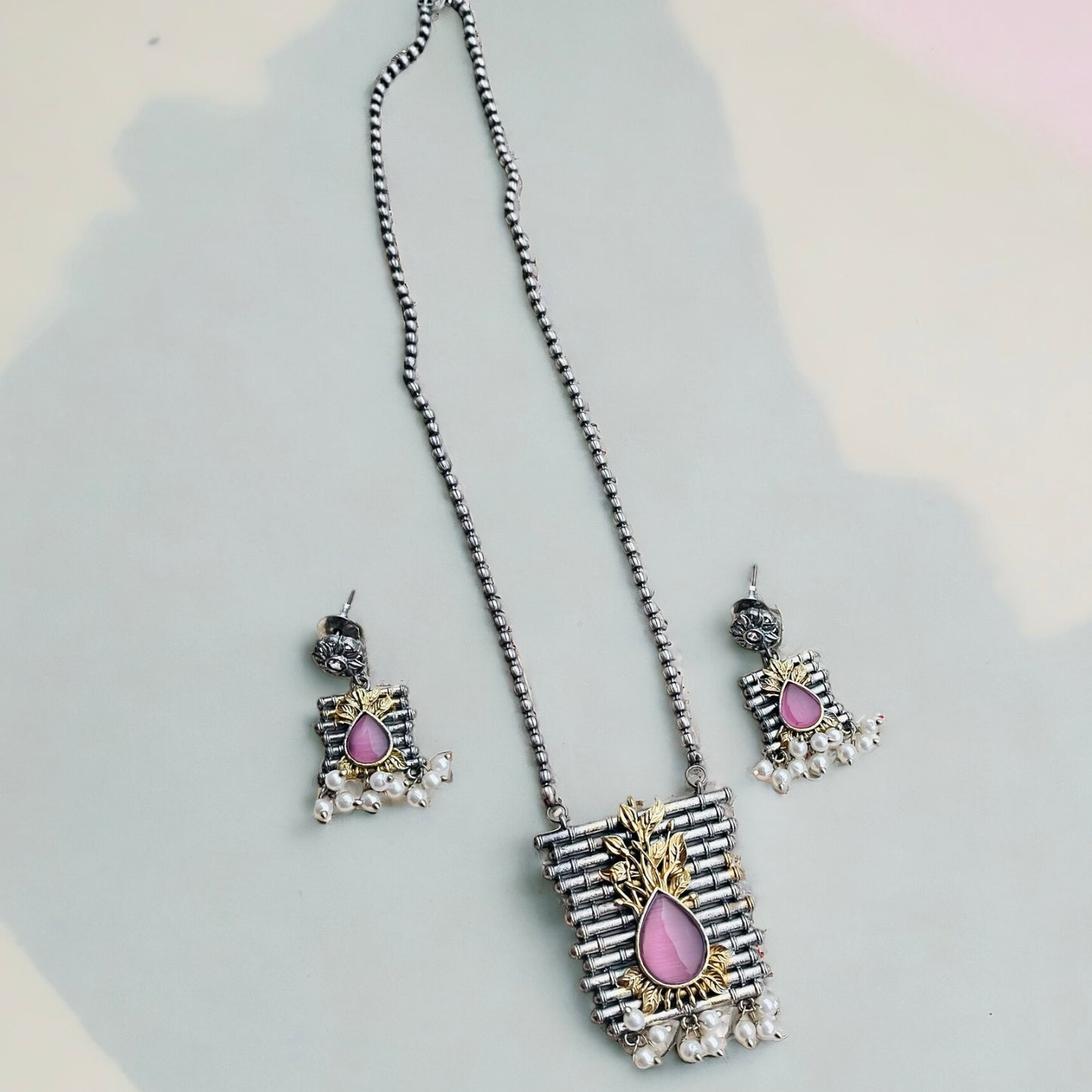 Dual Tone Pendant Necklace Set