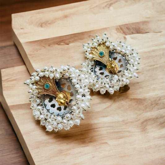 Mink Peacock Pearl Studs Earring