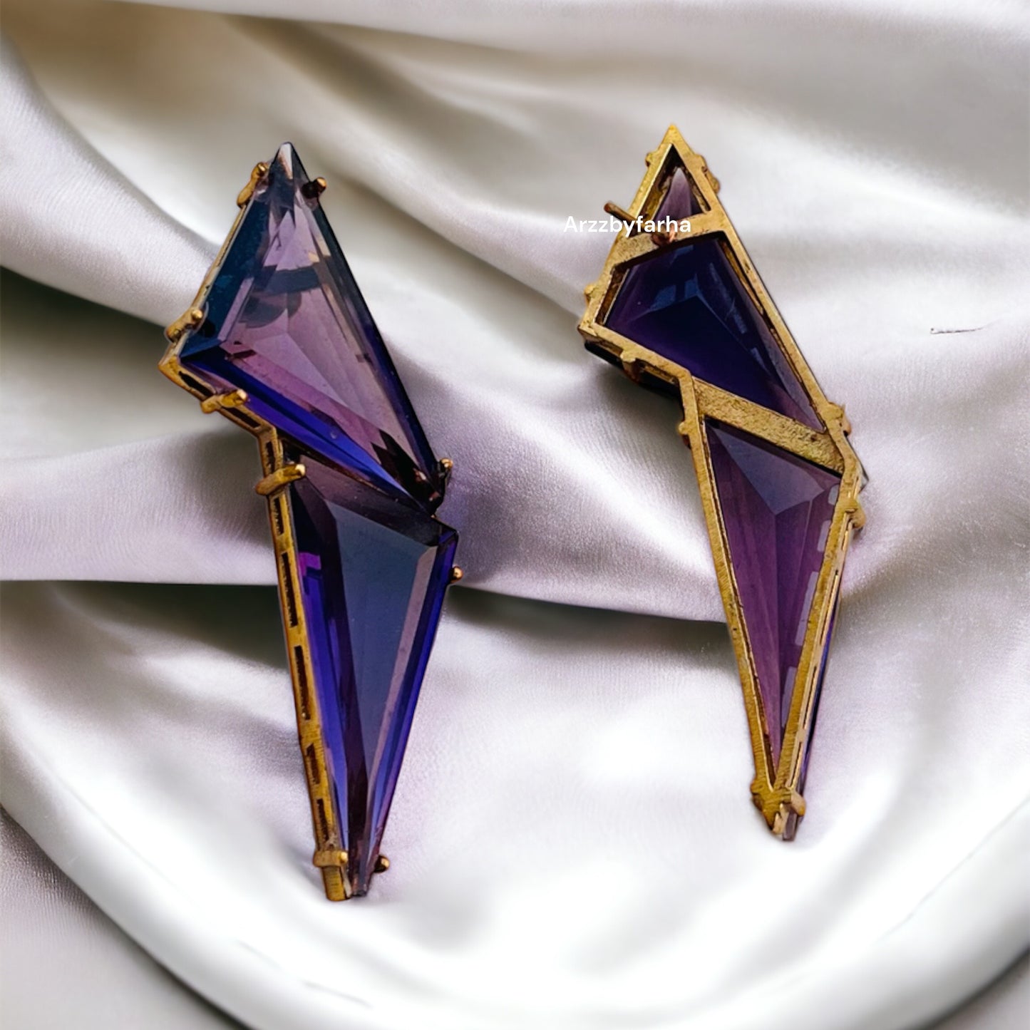 Diva's Delight Stone Earrings