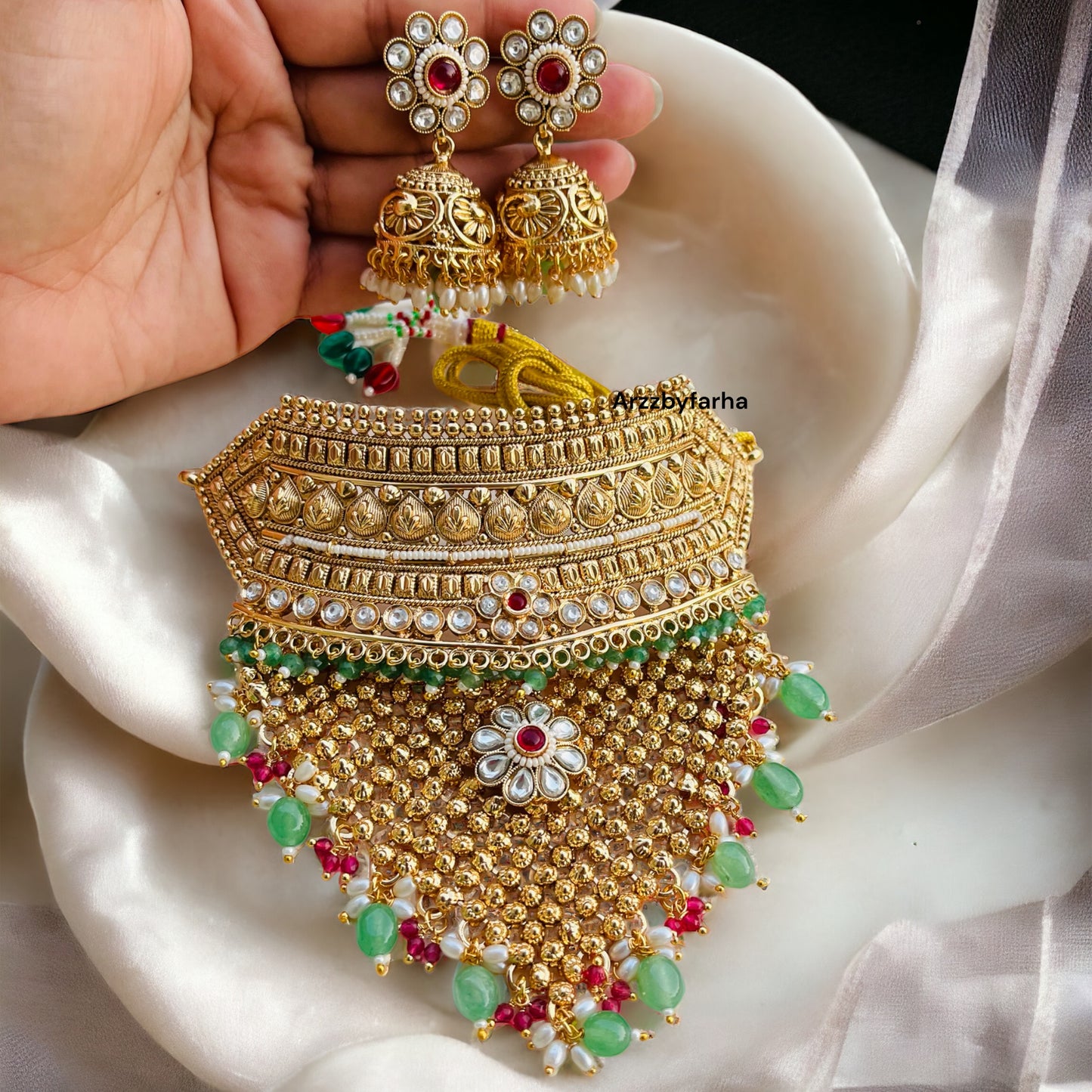 Kundan & Pearl Gold Necklace Set